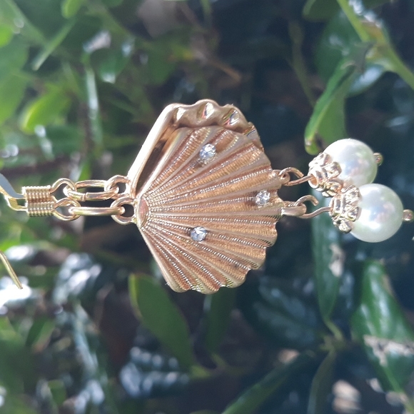 Sea Shell/ Drop Earrings/ Pear/ Rhinestone Detail/ Boho/ Bohemian - Picture 2 of 11